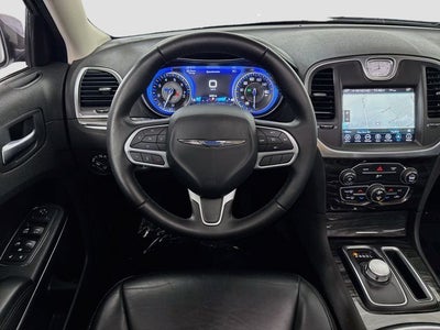 2017 Chrysler 300 Limited