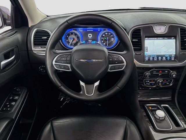 2017 Chrysler 300 Limited