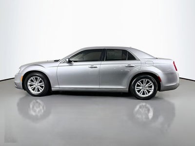 2017 Chrysler 300 Limited