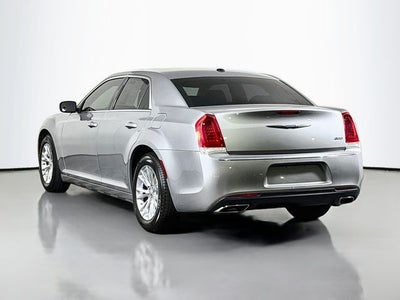 2017 Chrysler 300 Limited