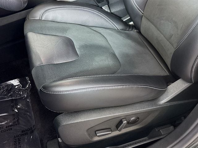 2022 Ford Edge ST