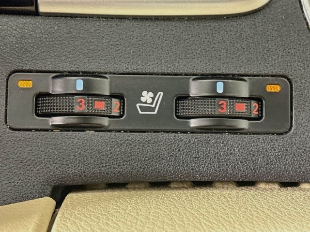 2016 Toyota Highlander Limited Platinum V6