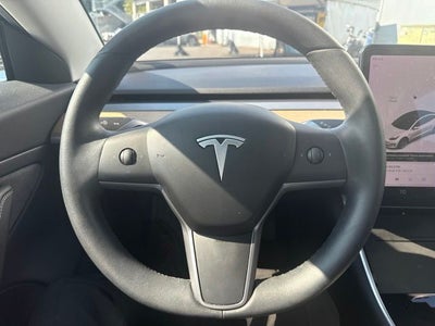 2019 Tesla Model 3 Mid Range