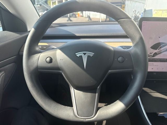 2019 Tesla Model 3 Mid Range