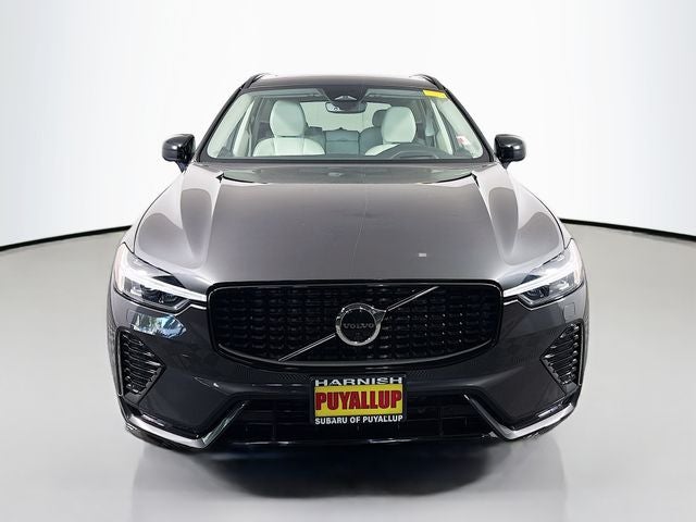 2023 Volvo XC60 B6 Ultimate Dark Theme