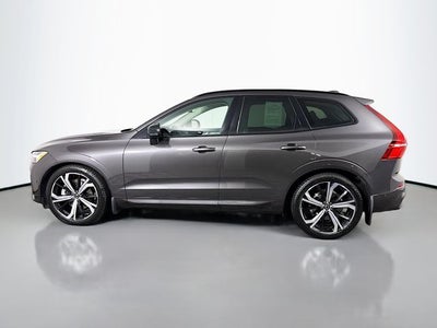 2023 Volvo XC60 B6 Ultimate Dark Theme