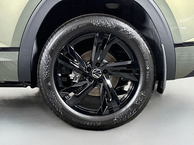 2026 Volkswagen Atlas Cross Sport 2.0T SEL R-Line Black