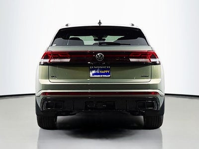 2026 Volkswagen Atlas Cross Sport 2.0T SEL R-Line Black