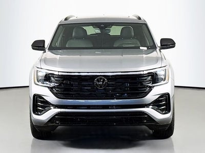 2026 Volkswagen Atlas Cross Sport 2.0T SEL R-Line Black