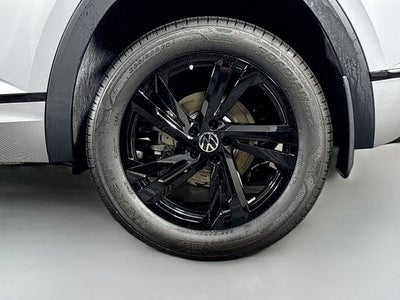 2026 Volkswagen Atlas Cross Sport 2.0T SEL R-Line Black