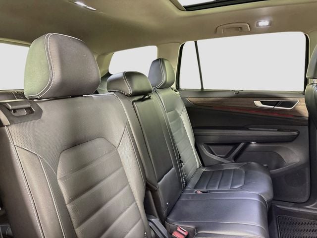 2024 Volkswagen Atlas 2.0T SEL