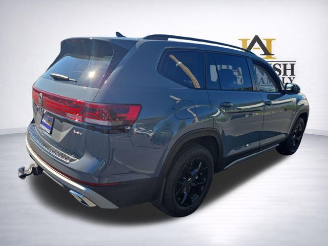 2024 Volkswagen Atlas 2.0T Peak Edition SE w/Technology