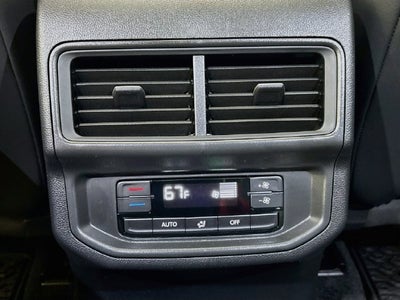 2027 Volkswagen Atlas SE w/Technology