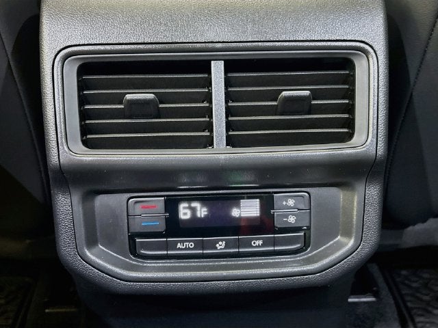2027 Volkswagen Atlas SE w/Technology