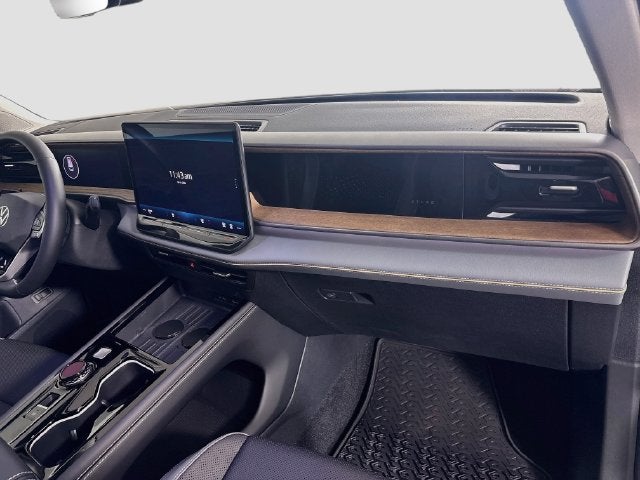 2027 Volkswagen Atlas SE w/Technology