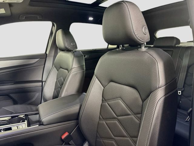 2026 Volkswagen Atlas Cross Sport SE w/Technology