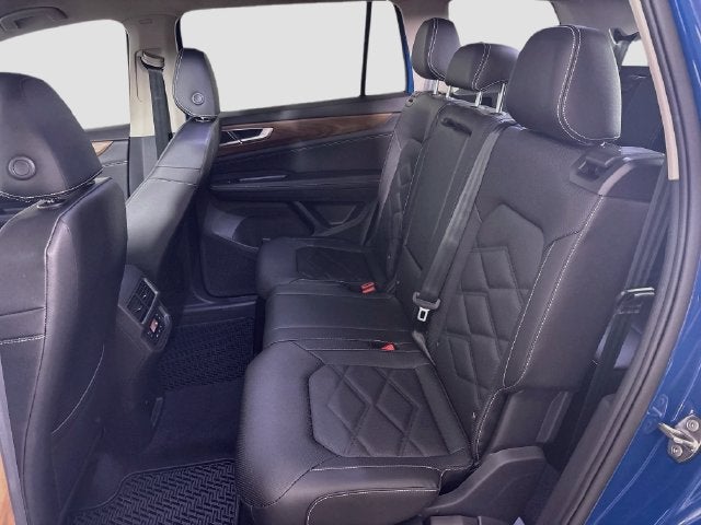2025 Volkswagen Atlas 2.0T SE