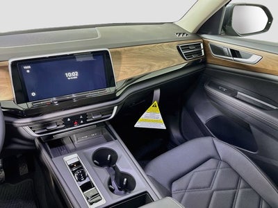 2025 Volkswagen Atlas 2.0T SE