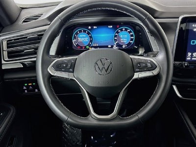 2025 Volkswagen Atlas Cross Sport 2.0T SE w/Technology