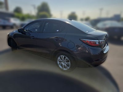 2019 Toyota Yaris L