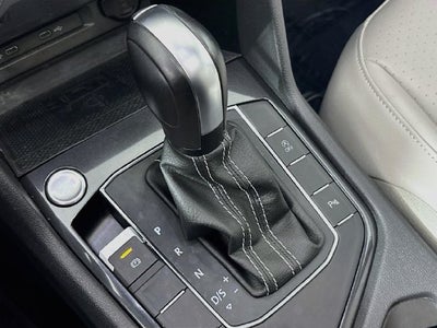 2021 Volkswagen Tiguan 2.0T SE R-Line Black