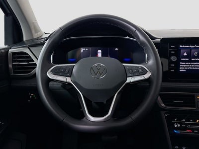 2026 Volkswagen Taos 1.5T SE Black