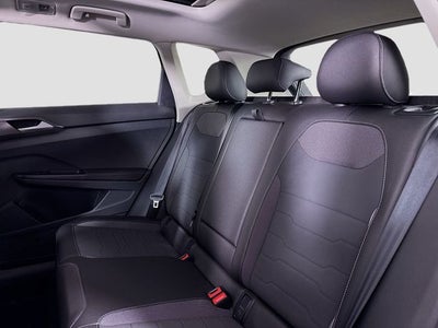 2026 Volkswagen Taos 1.5T SE Black