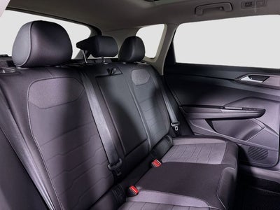 2026 Volkswagen Taos 1.5T SE Black
