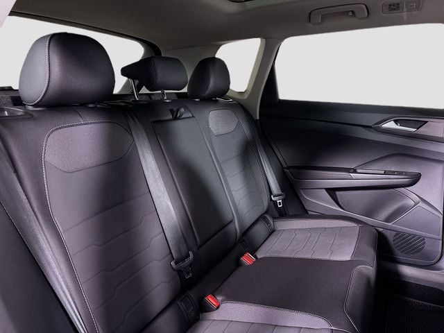 2026 Volkswagen Taos 1.5T SE Black