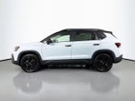 2026 Volkswagen Taos 1.5T SE Black
