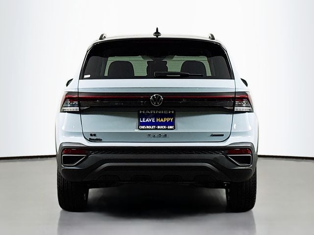 2026 Volkswagen Taos 1.5T SE Black