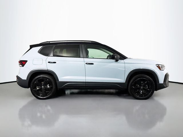 2026 Volkswagen Taos 1.5T SE Black