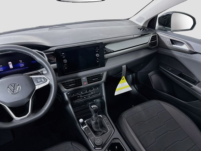 2026 Volkswagen Taos 1.5T SE Black