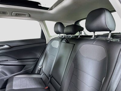 2026 Volkswagen Taos 1.5T SE Black