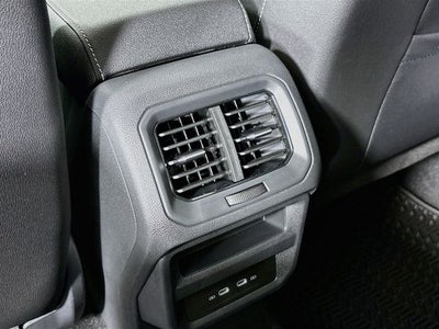 2026 Volkswagen Taos 1.5T SE Black