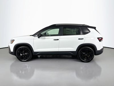2026 Volkswagen Taos 1.5T SE Black