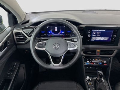 2026 Volkswagen Taos 1.5T SE Black