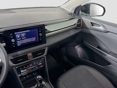 2026 Volkswagen Taos 1.5T SE Black