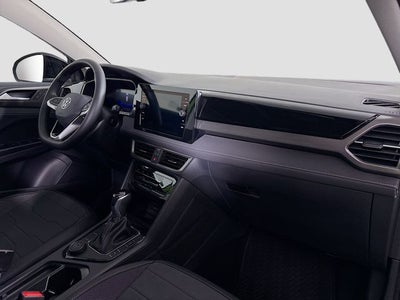 2026 Volkswagen Taos 1.5T SE Black