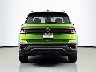 2026 Volkswagen Taos 1.5T SE Black