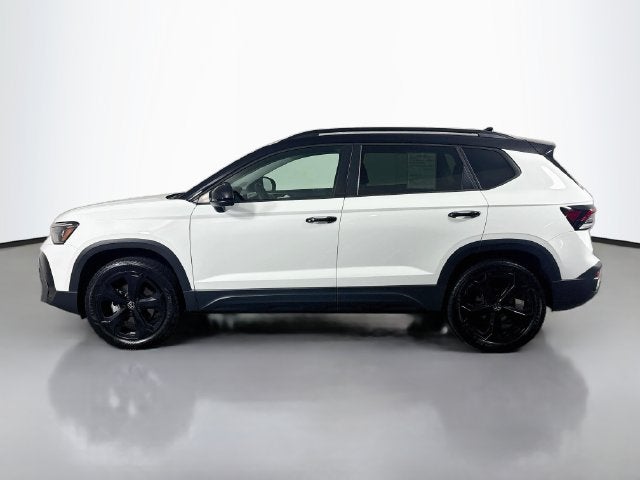 2025 Volkswagen Taos 1.5T SE Black