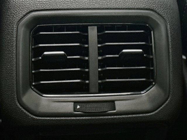 2027 Volkswagen Taos 1.5T SE Black