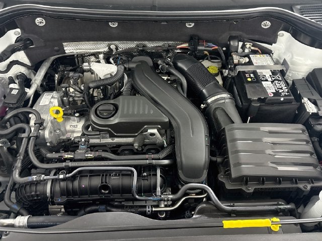2027 Volkswagen Taos 1.5T SE Black