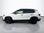 2027 Volkswagen Taos 1.5T SE Black