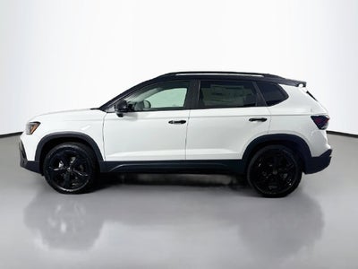 2027 Volkswagen Taos 1.5T SE Black