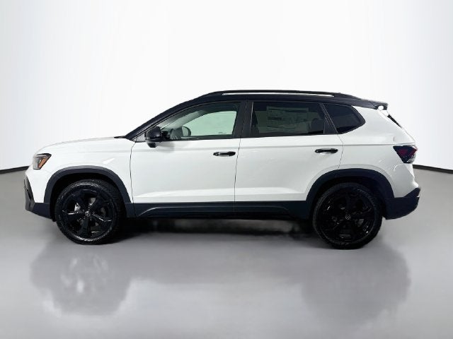 2027 Volkswagen Taos 1.5T SE Black