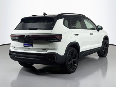 2027 Volkswagen Taos 1.5T SE Black