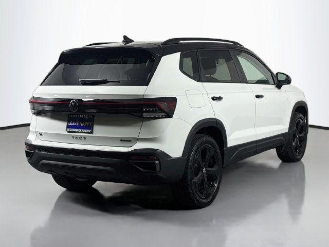 2027 Volkswagen Taos 1.5T SE Black