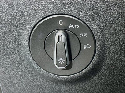2027 Volkswagen Taos 1.5T SE Black