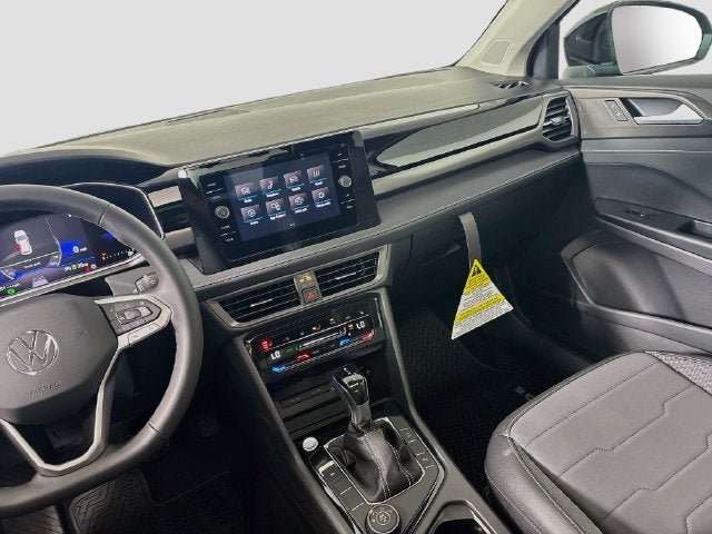 2027 Volkswagen Taos 1.5T SE Black
